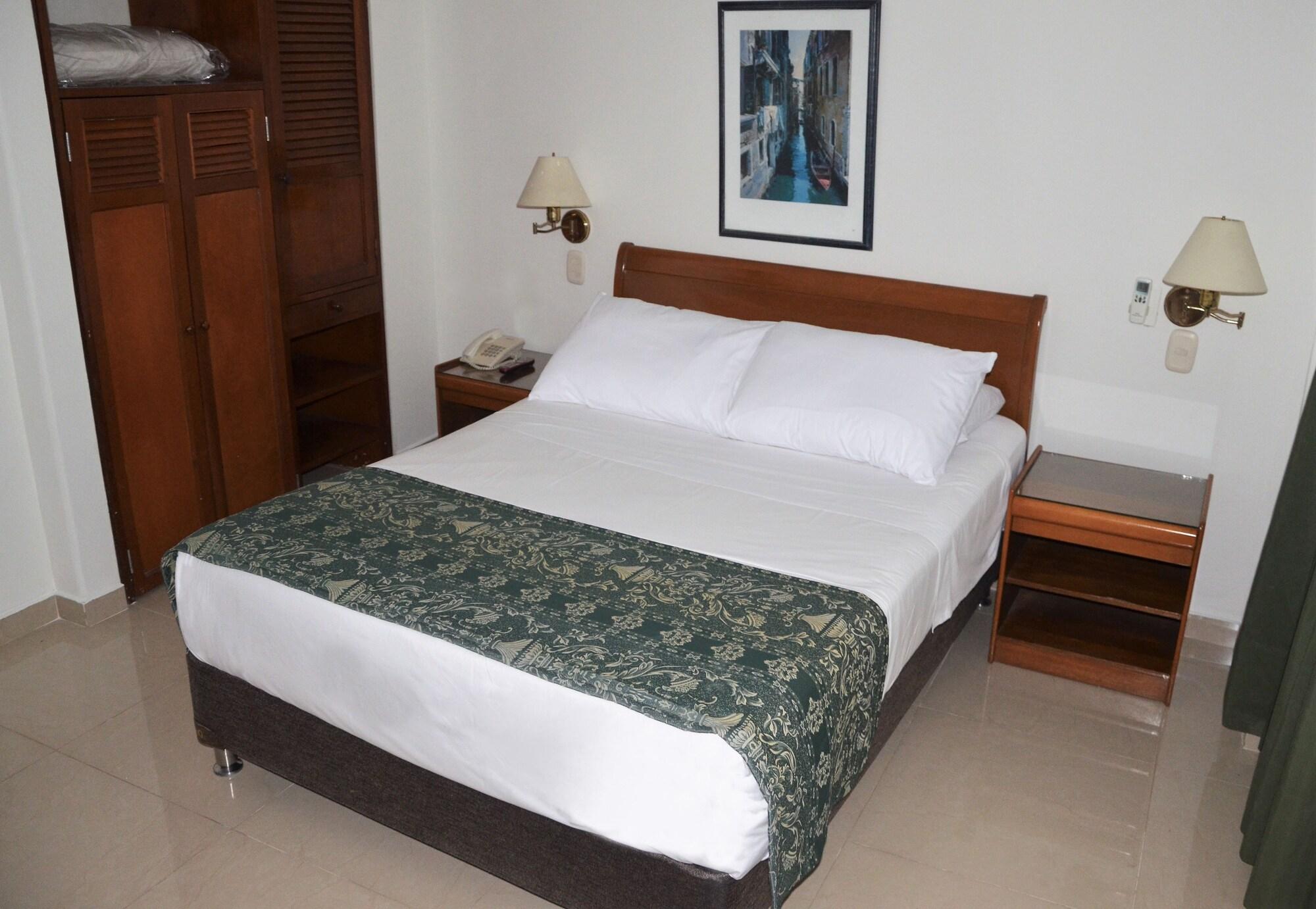 Hotel Villavicencio Plaza ภายนอก รูปภาพ