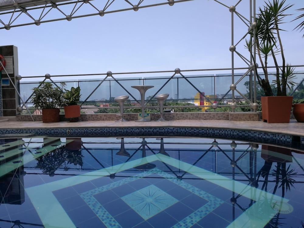 Hotel Villavicencio Plaza ภายนอก รูปภาพ