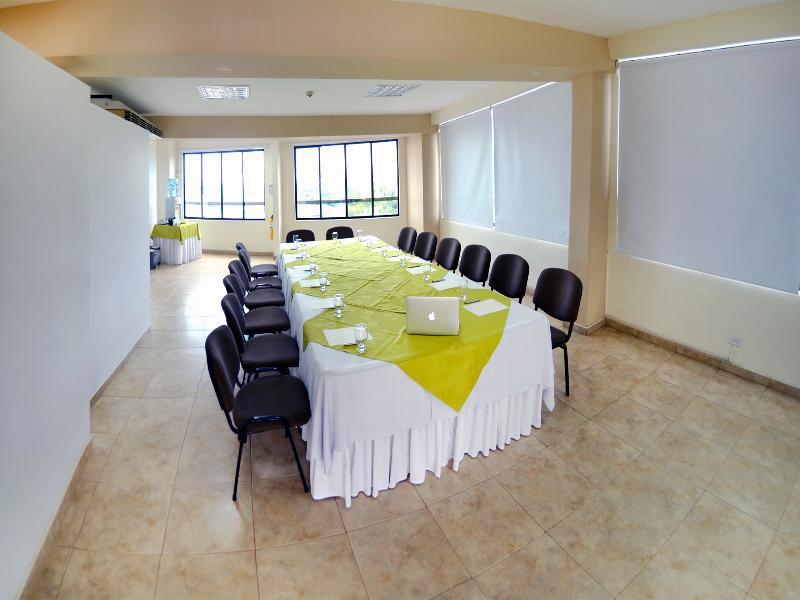 Hotel Villavicencio Plaza ภายนอก รูปภาพ