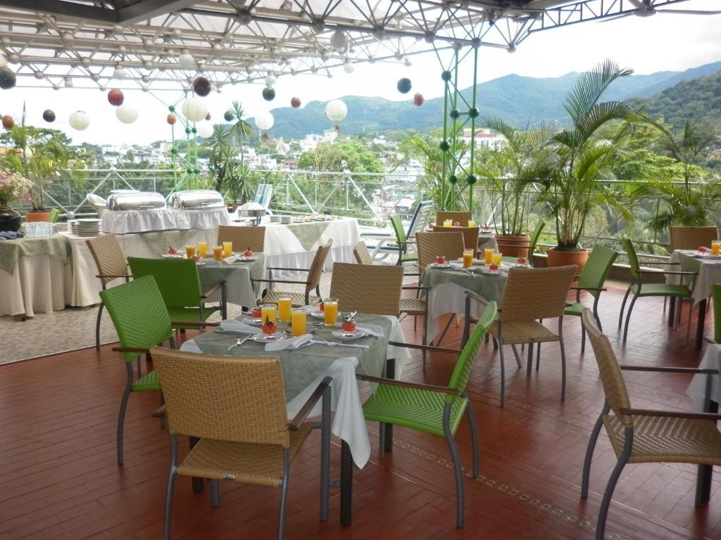 Hotel Villavicencio Plaza ภายนอก รูปภาพ