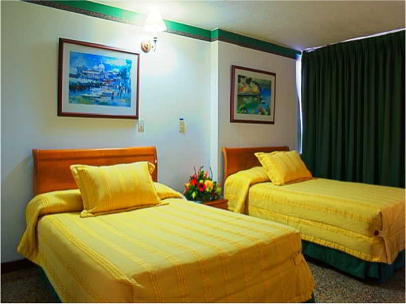 Hotel Villavicencio Plaza ภายนอก รูปภาพ