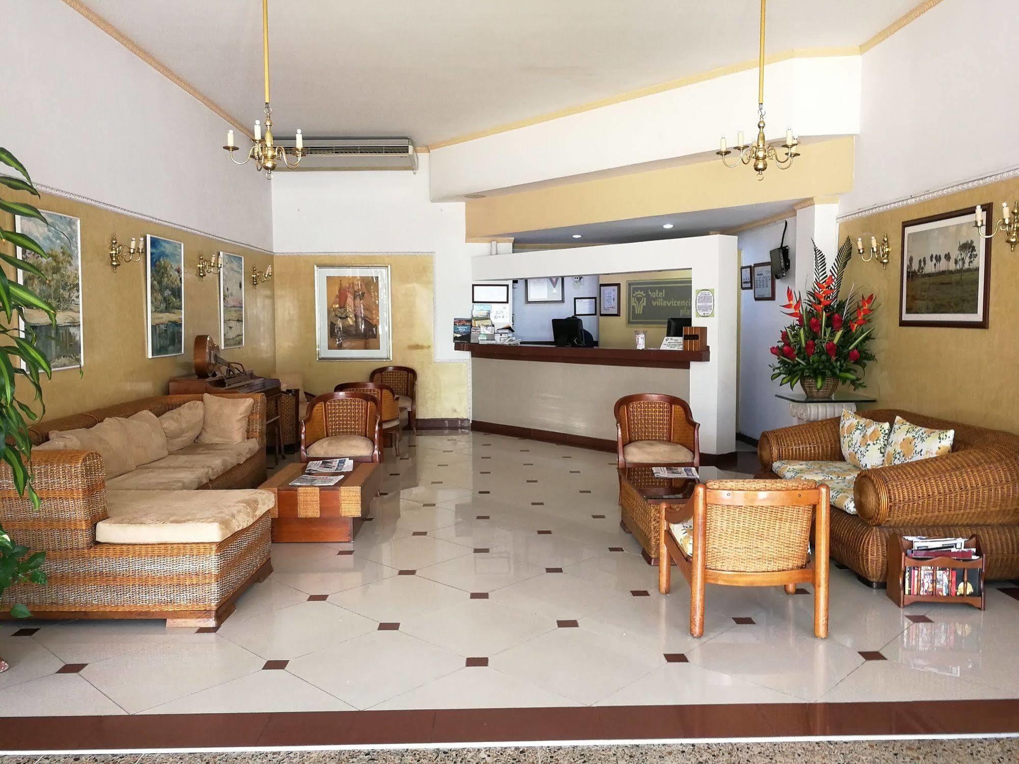 Hotel Villavicencio Plaza ภายนอก รูปภาพ